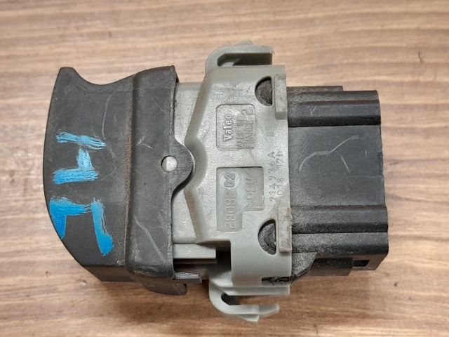 bontott CITROËN XSARA PICASSO Jobb hátsó Ablakemelő Kapcsoló