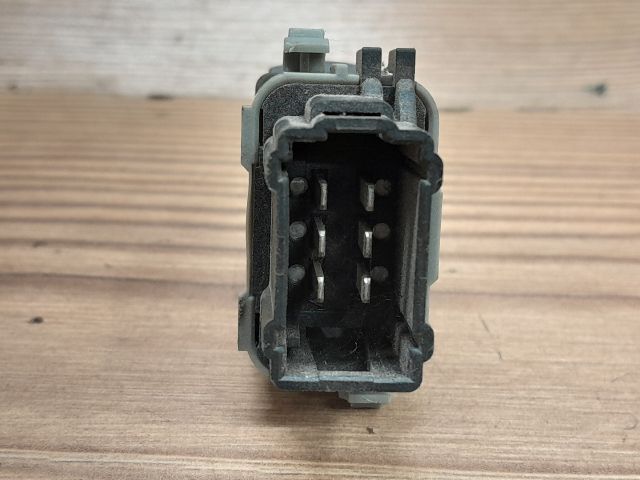 bontott CITROËN XSARA PICASSO Jobb hátsó Ablakemelő Kapcsoló