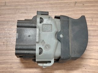 bontott CITROËN XSARA PICASSO Jobb hátsó Ablakemelő Kapcsoló