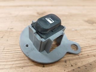 bontott CITROËN XSARA PICASSO Jobb hátsó Ablakemelő Kapcsoló