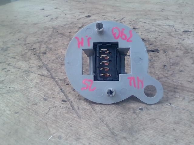 bontott CITROËN XSARA PICASSO Jobb hátsó Ablakemelő Kapcsoló