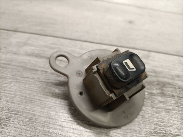 bontott CITROËN XSARA PICASSO Jobb hátsó Ablakemelő Kapcsoló