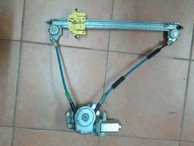 bontott CITROËN XSARA PICASSO Jobb hátsó Ablakemelő Szerkezet (Elektromos)