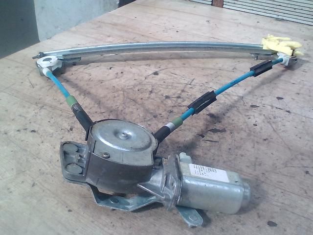 bontott CITROËN XSARA PICASSO Jobb hátsó Ablakemelő Szerkezet (Elektromos)