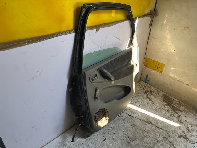 bontott CITROËN XSARA PICASSO Jobb hátsó Ajtó (Részeivel)