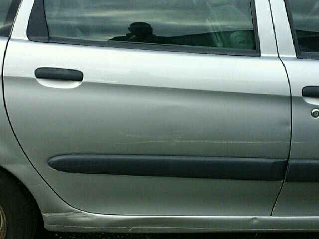 bontott CITROËN XSARA PICASSO Jobb hátsó Ajtó (Üres lemez)