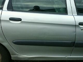 bontott CITROËN XSARA PICASSO Jobb hátsó Ajtó (Üres lemez)