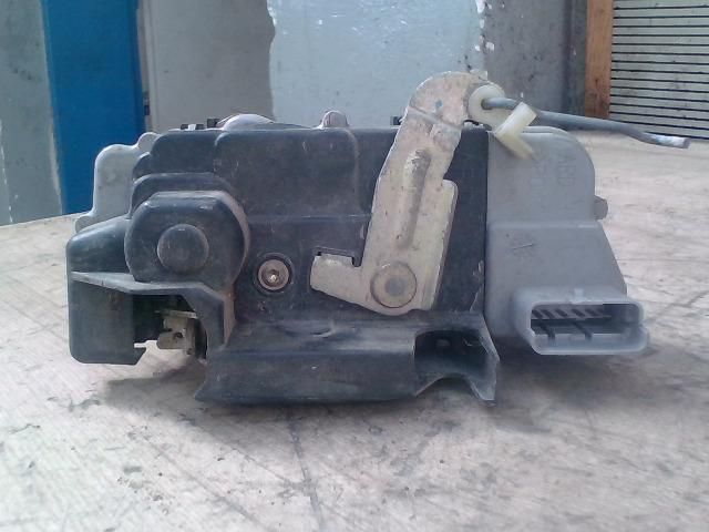 bontott CITROËN XSARA PICASSO Jobb hátsó Ajtózár