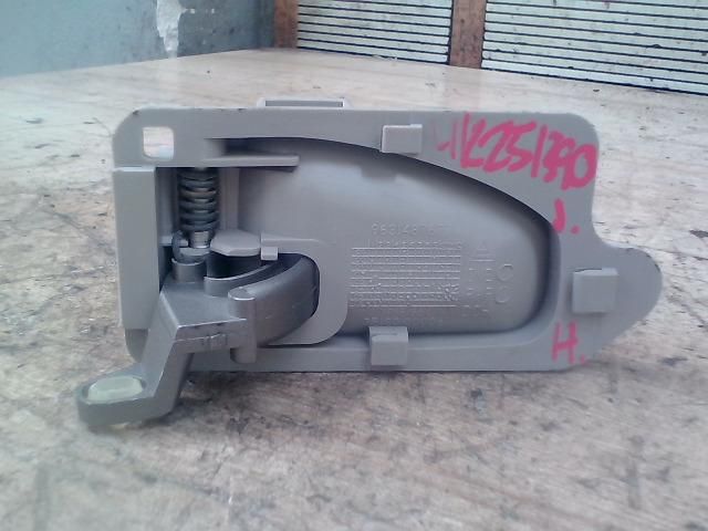 bontott CITROËN XSARA PICASSO Jobb hátsó Belső Kilincs