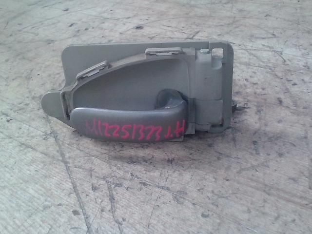 bontott CITROËN XSARA PICASSO Jobb hátsó Belső Kilincs