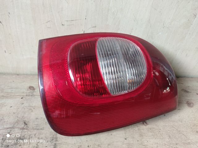 bontott CITROËN XSARA PICASSO Jobb Hátsó Lámpa