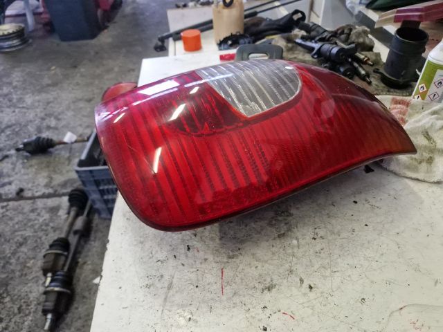 bontott CITROËN XSARA PICASSO Jobb Hátsó Lámpa