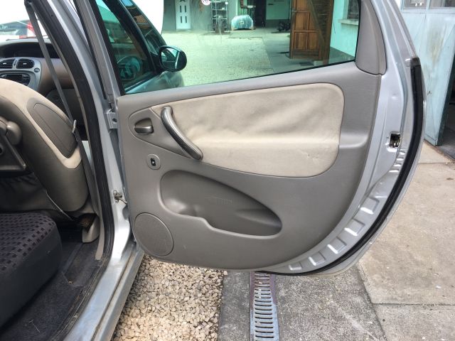 bontott CITROËN XSARA PICASSO Jobb Övfeszítő Biztonsági Öv