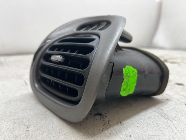 bontott CITROËN XSARA PICASSO Jobb Szellőző