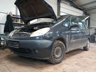 bontott CITROËN XSARA PICASSO Kilométeróra Keret