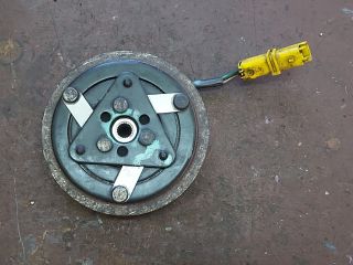 bontott CITROËN XSARA PICASSO Klímakompresszor Szíjtárcsa