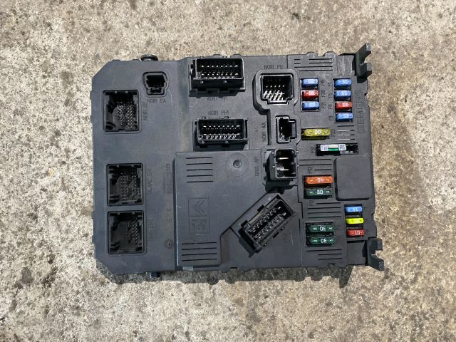 bontott CITROËN XSARA PICASSO Komfort Elektronika