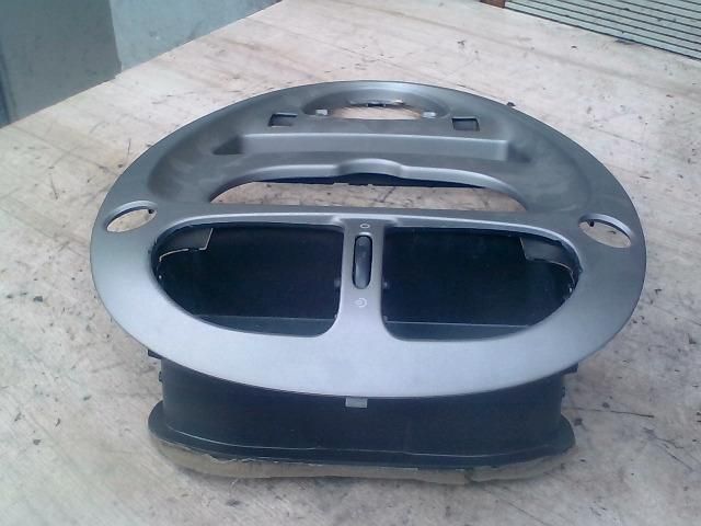 bontott CITROËN XSARA PICASSO Középkonzol Keret