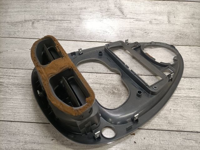 bontott CITROËN XSARA PICASSO Középkonzol Keret