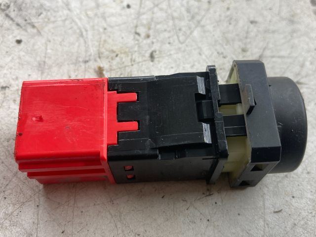 bontott CITROËN XSARA PICASSO Központizár Kapcsoló