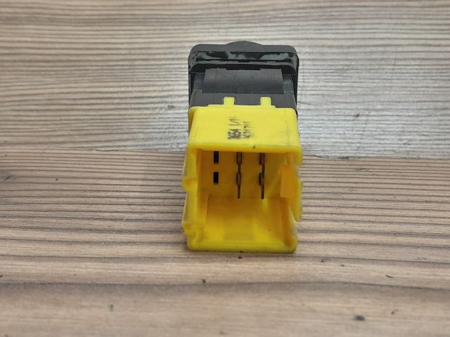 bontott CITROËN XSARA PICASSO Központizár Kapcsoló