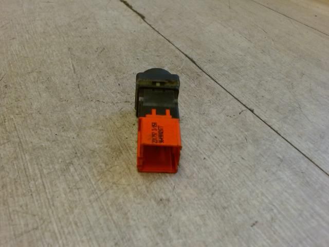 bontott CITROËN XSARA PICASSO Központizár Kapcsoló