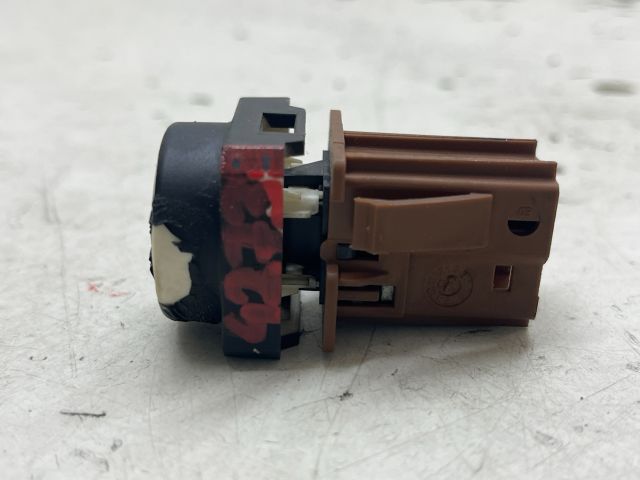 bontott CITROËN XSARA PICASSO Központizár Kapcsoló