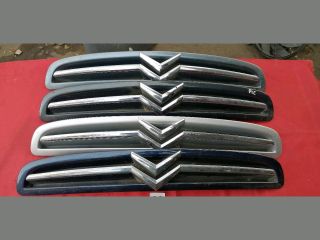 bontott CITROËN XSARA PICASSO Motorháztető Díszrács