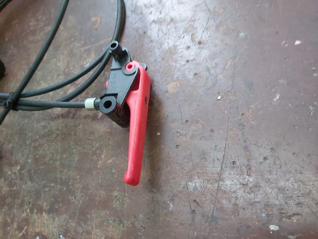 bontott CITROËN XSARA PICASSO Motorháztető Nyitó Kar / Gomb