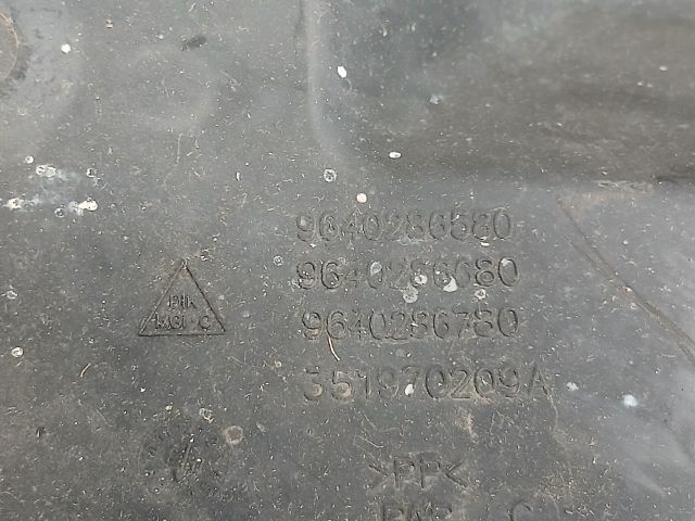 bontott CITROËN XSARA PICASSO Szívás Zaj Csökkentő Doboz