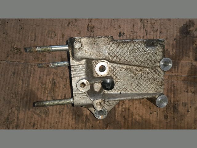 bontott CITROËN XSARA PICASSO Tartó Bak