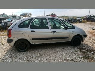 bontott CITROËN XSARA PICASSO Vonóhorog