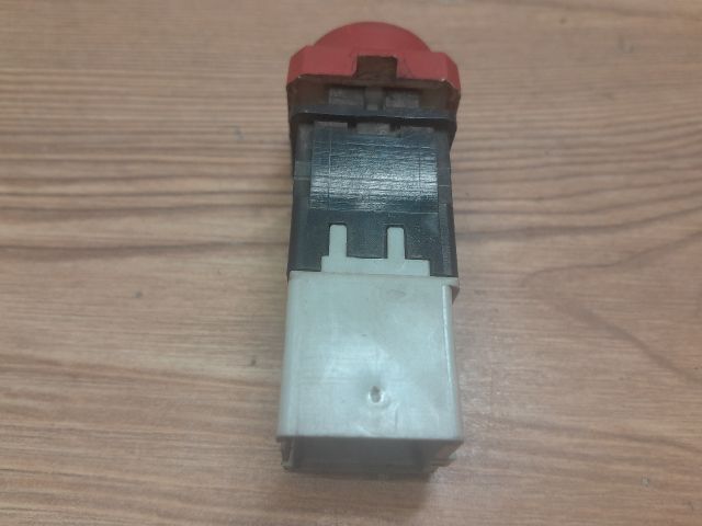 bontott CITROËN XSARA Vészvillogó Kapcsoló