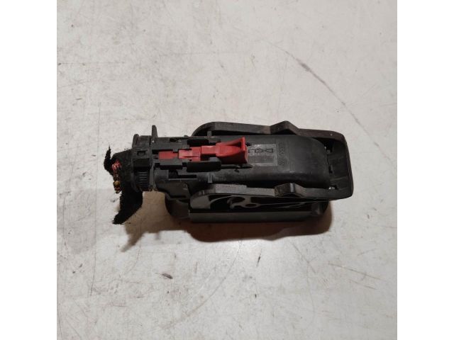 bontott   Csatlakozó