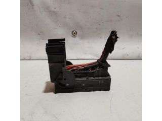 bontott   Csatlakozó