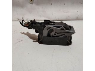 bontott   Csatlakozó