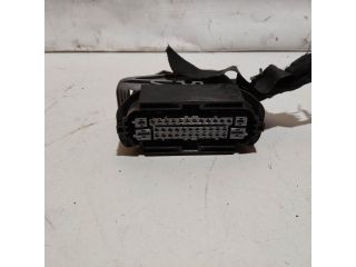 bontott   Csatlakozó