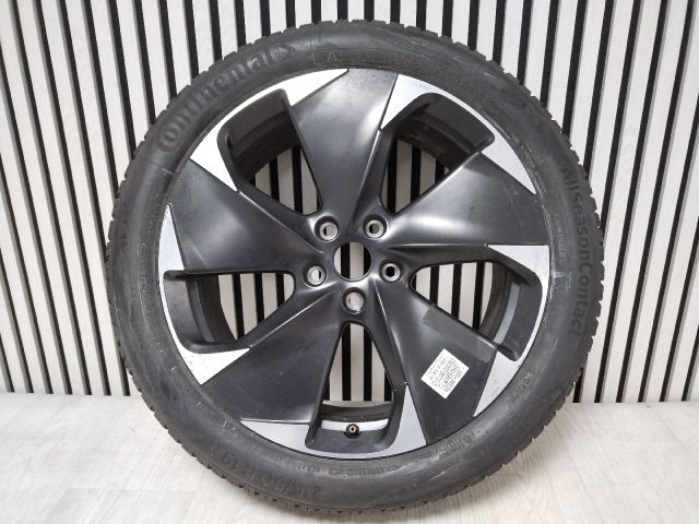 bontott CUPRA BORN Alufelni Gumival (1 db)