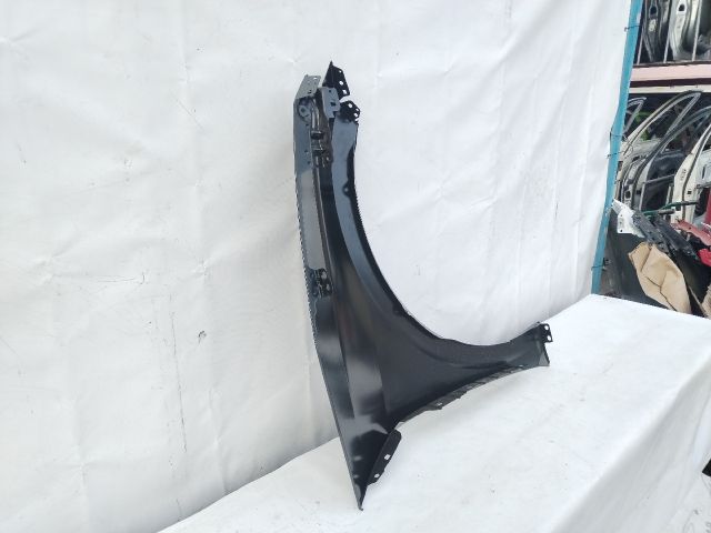 bontott CUPRA BORN Bal első Sárvédő