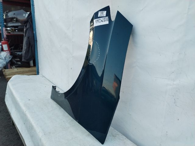 bontott CUPRA BORN Bal első Sárvédő