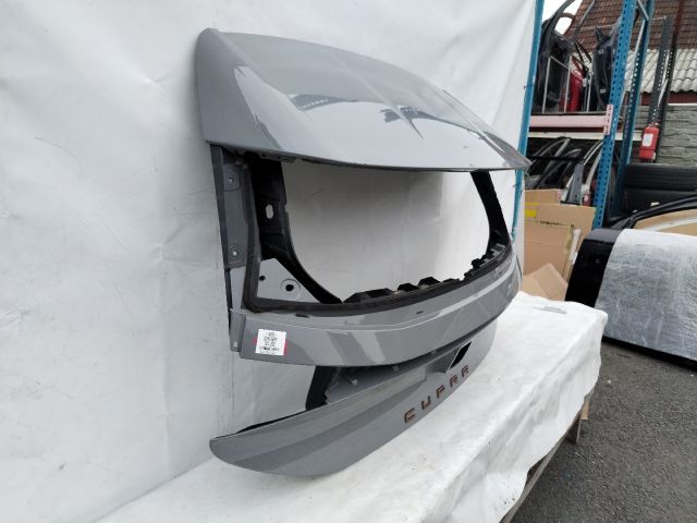 bontott CUPRA BORN Csomagtérajtó (Üres lemez)