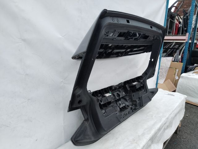 bontott CUPRA BORN Csomagtérajtó (Üres lemez)