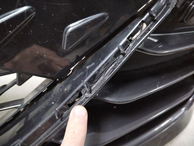 bontott CUPRA BORN Első Lökhárító (Üresen)