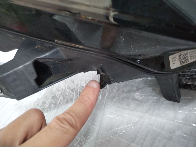 bontott CUPRA BORN Jobb Fényszóró