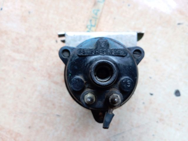 bontott DACIA 1310 Gyújtótrafó