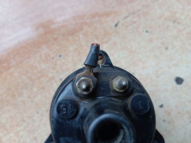 bontott DACIA 1310 Gyújtótrafó