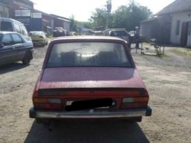 bontott DACIA 1310 Bal Hátsó Lámpa