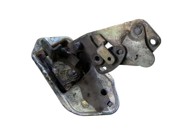 bontott DACIA 1310 Jobb első Zsanér