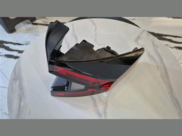 bontott DACIA BIGSTER Jobb Hátsó Lámpa