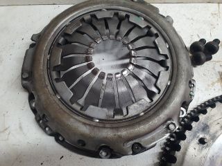 bontott DACIA DOKKER Kuplung Szett Lendkerékkel